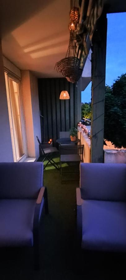 Stylish 1-Bedroom Flat With Beautiful Terrace , For A Cosy Retreat Στρασβούργο Εξωτερικό φωτογραφία